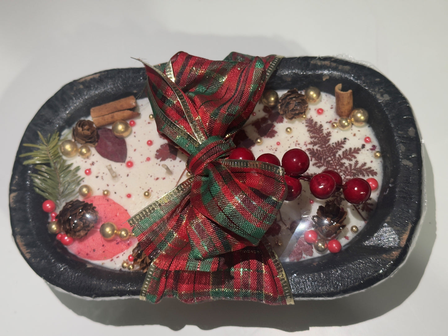 Enchanting Winter Dried Floral Botanical Candle Wooden Bowl